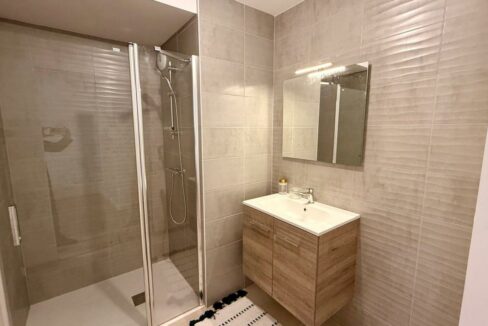 2060-01102025-015750-6