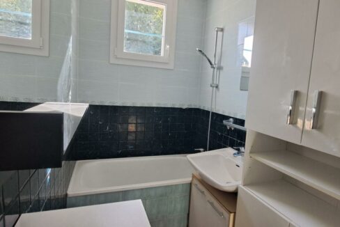 760-26102025-014004-7