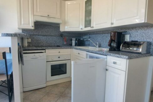 Z1921-26102025-014007-10