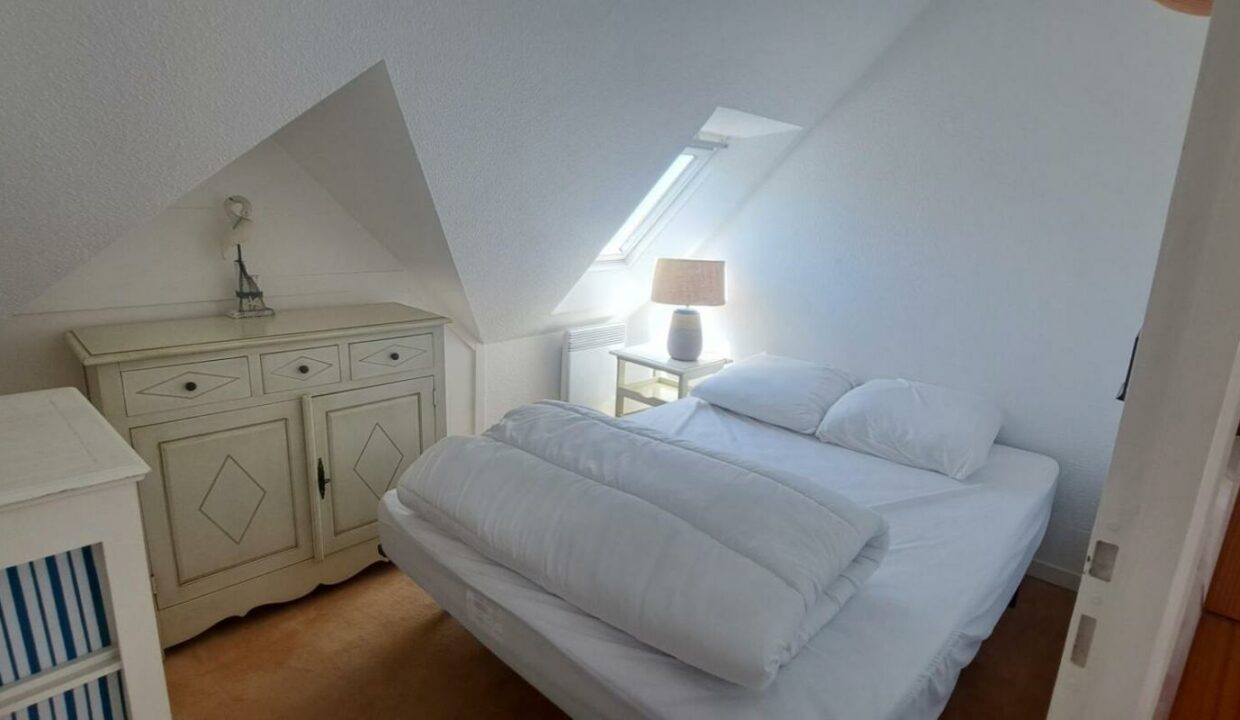 Z1921-26102025-014007-5