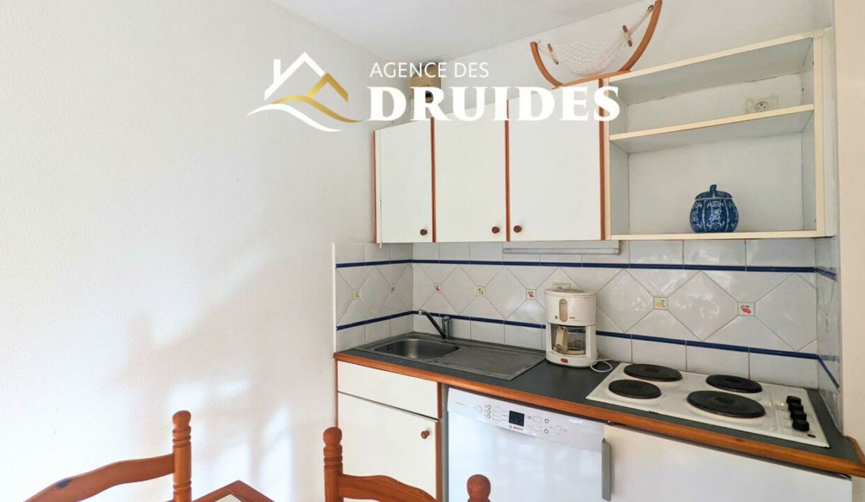 2187-13112025-024325-3