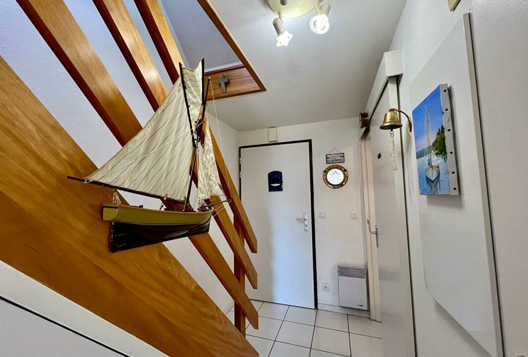 22002-05112025-015437-8