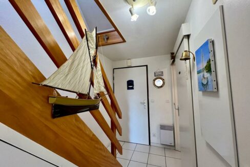 22002-05112025-015437-8