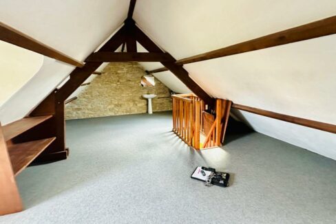 2215-16112025-022908-14