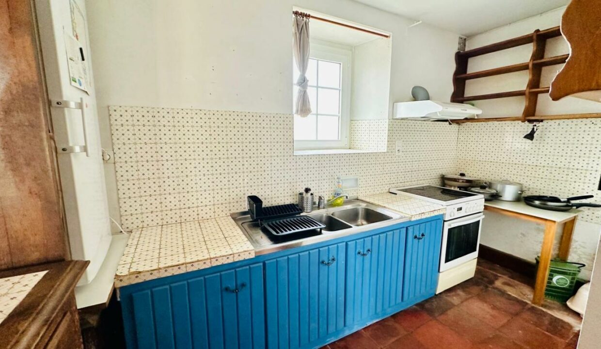 2215-16112025-022908-5