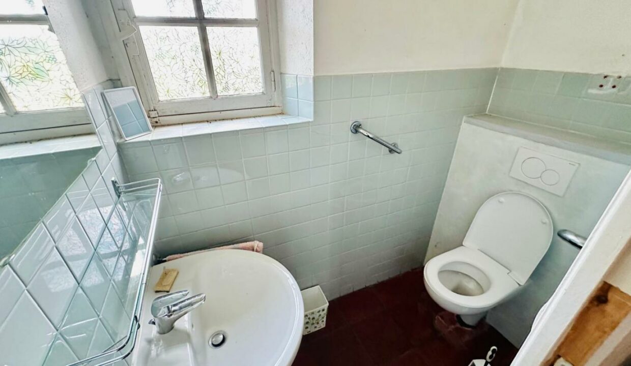 2215-16112025-022908-6