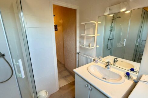 2222-28112025-083608-9