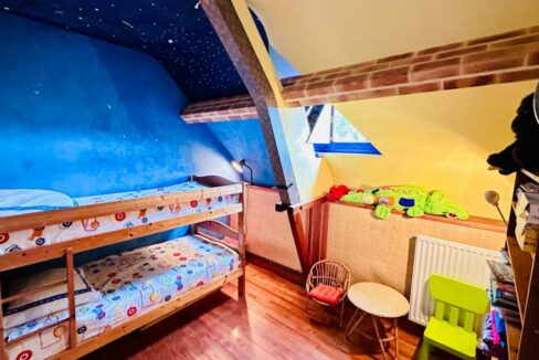 22545-05112025-015501-11