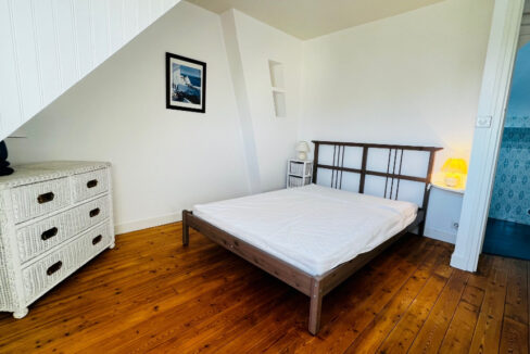 2475-21112025-032311-16