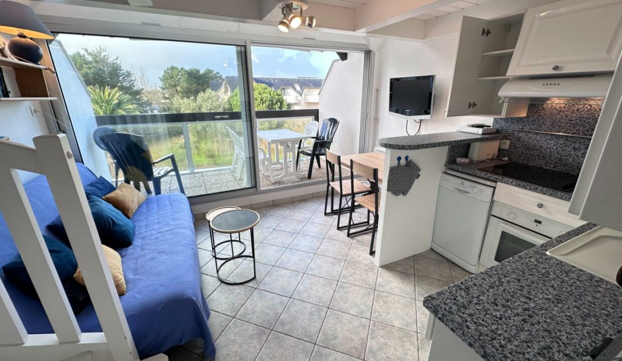 Z1921-13112025-024830-1