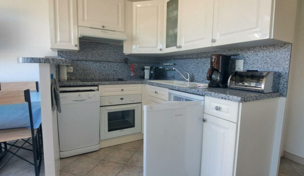 Z1921-13112025-024830-10