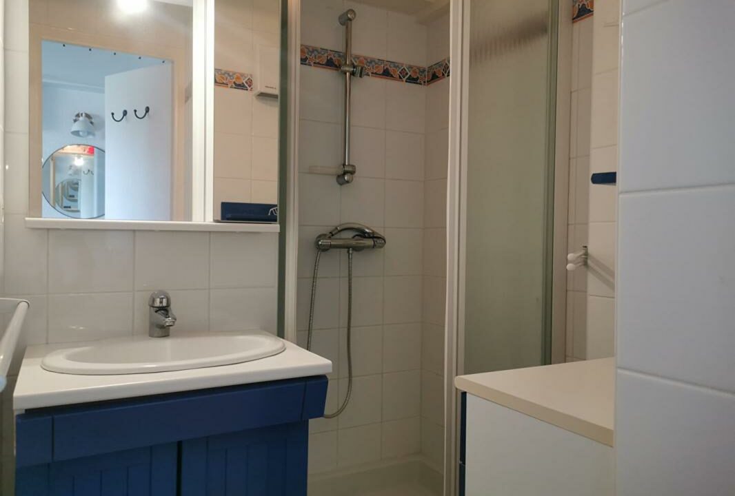 Z1921-13112025-024830-7