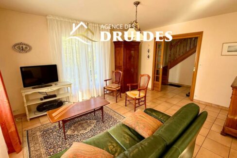 2247-10122025-013627-13