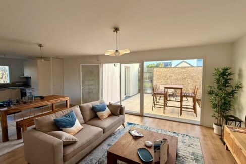 2060-04032026-013408-2