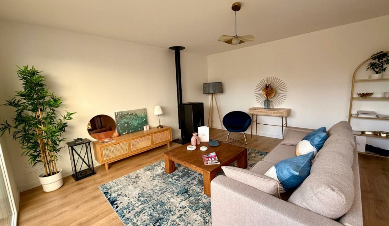 2060-04032026-013408-3