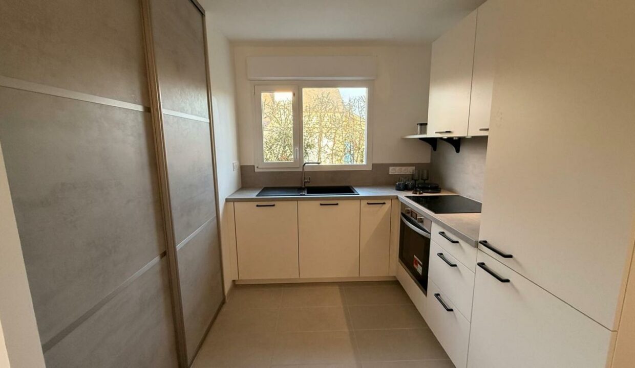 2060-04032026-013408-4