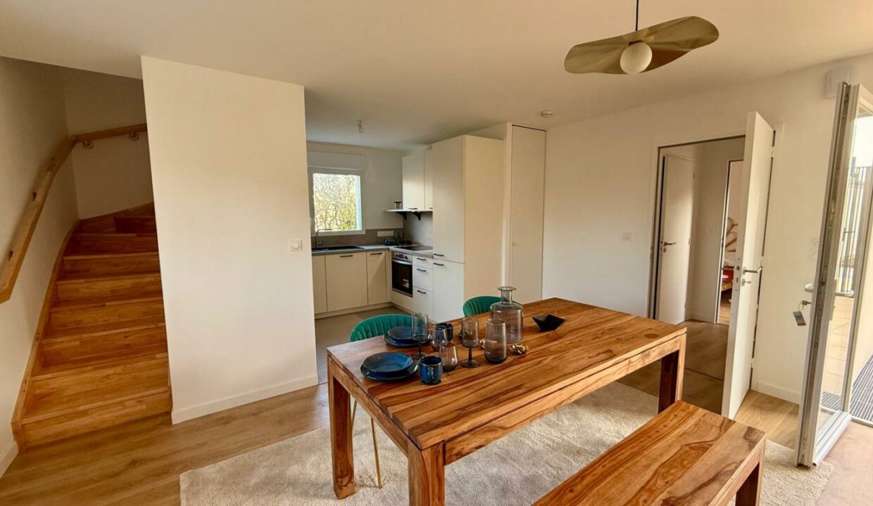 2060-04032026-013408-7