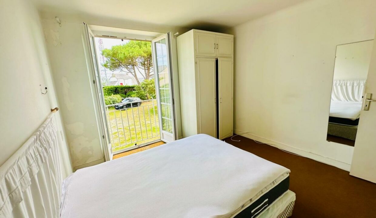 2215-04032026-014033-11