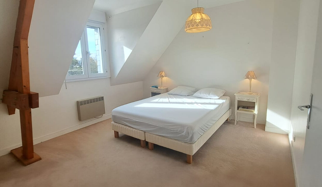 2495-04032026-013559-10