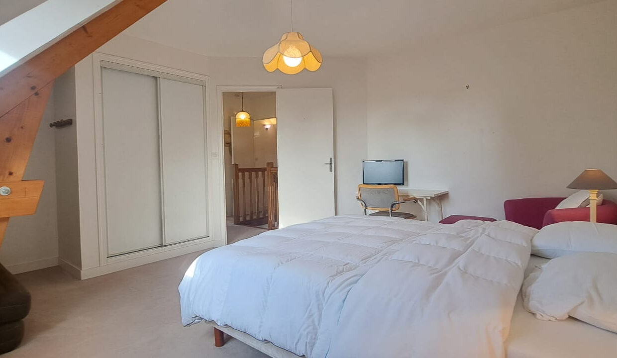 2495-04032026-013559-11