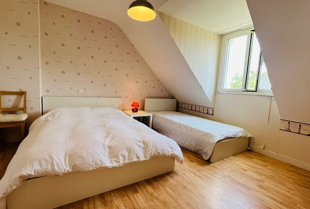 1715-12042026-013709-12