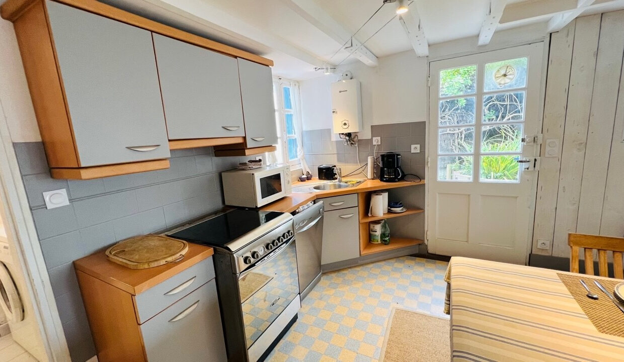 2477-12042026-014239-5