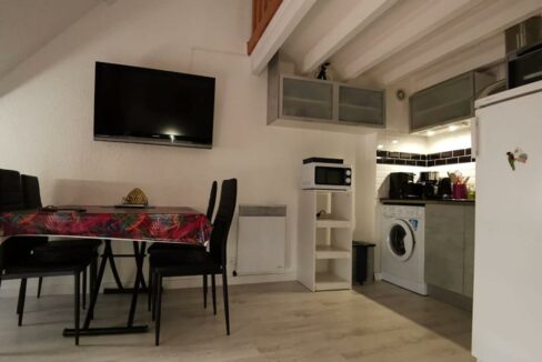 2490-12042026-013621-6