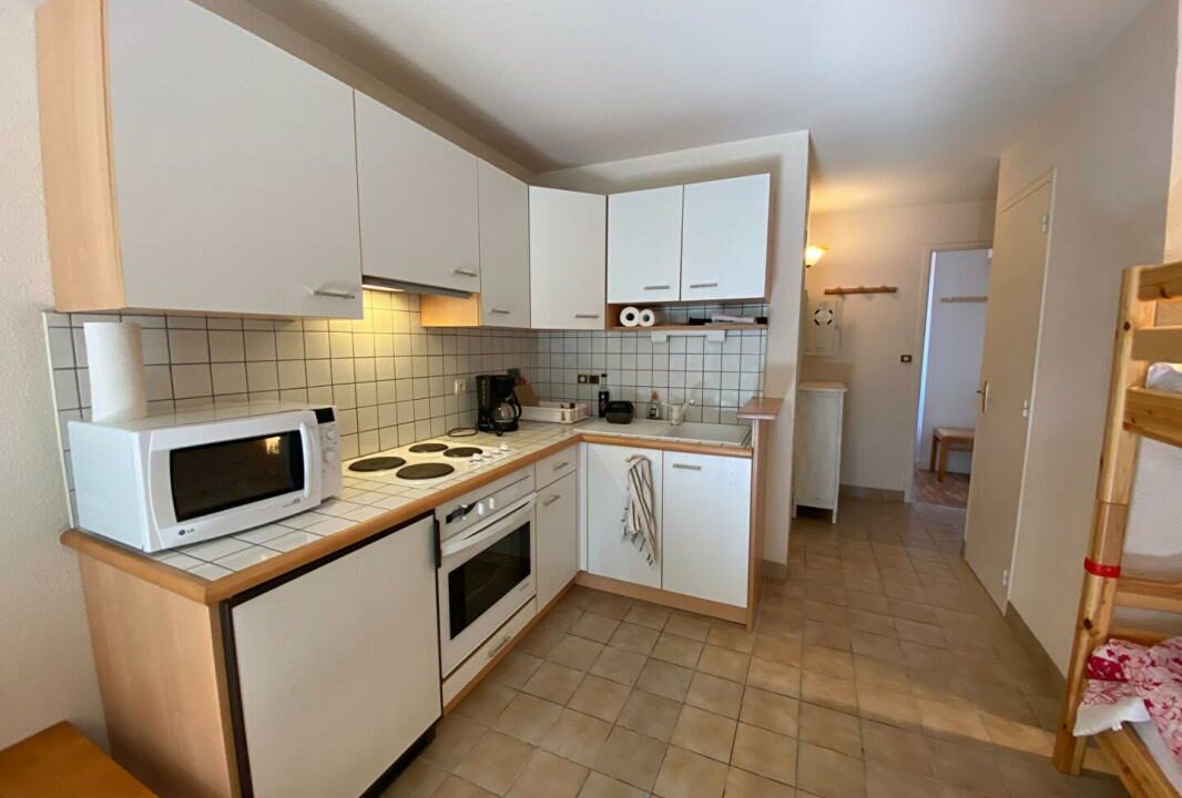 2501-12042026-013849-8