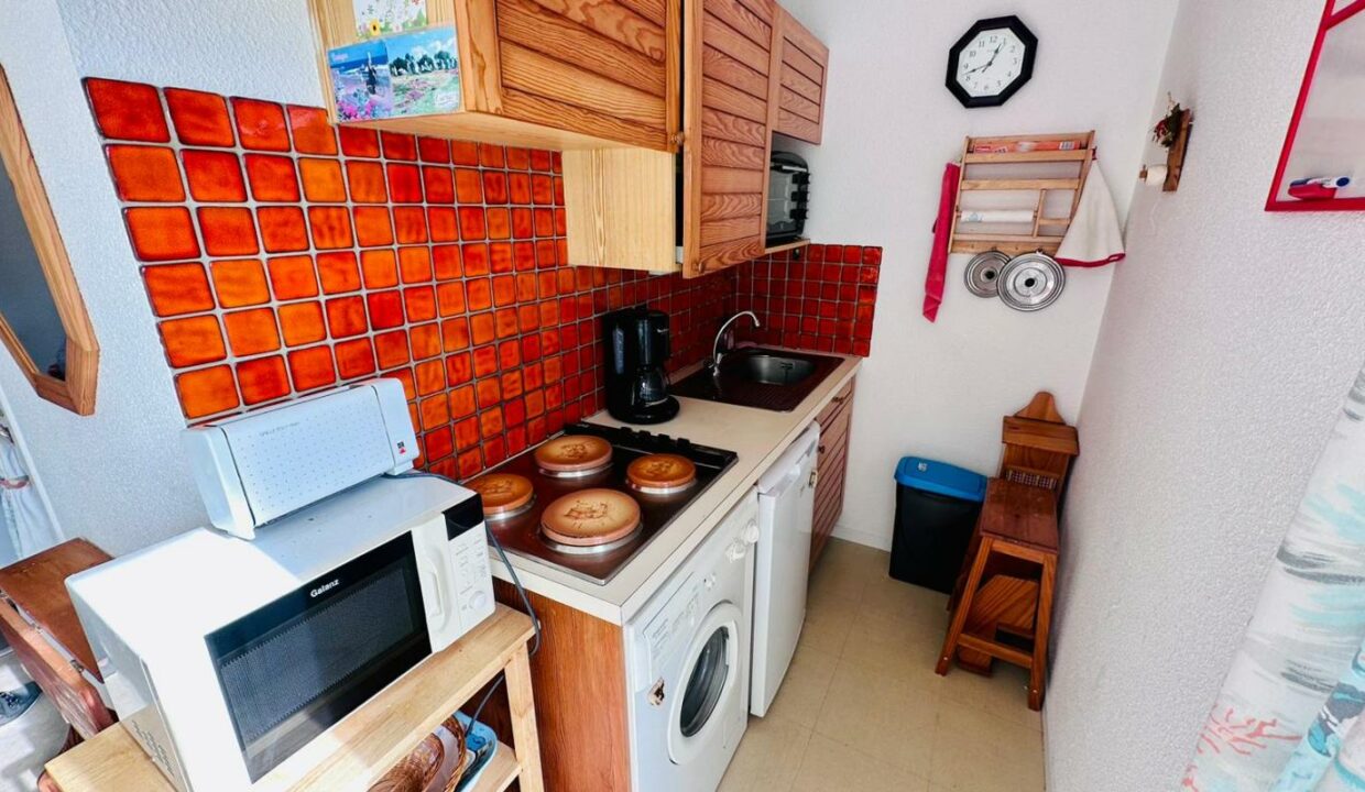 2526-12042026-013513-3