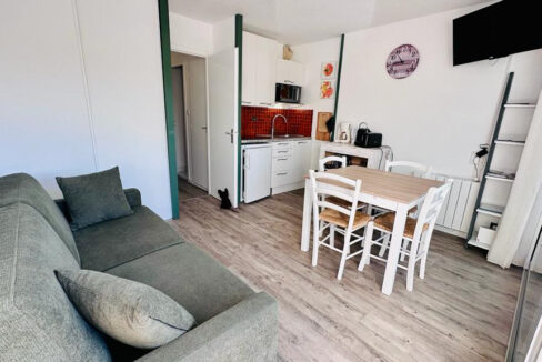 2527-12042026-013457-2